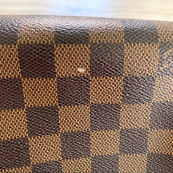 Louis Vuitton Damier Ebene Speedy 30 - Picture 9 of 15